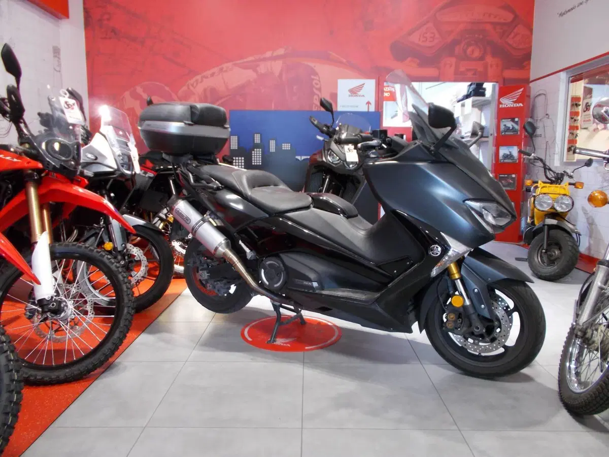 Yamaha T-Max 530 SX (2017 - 19) (9)