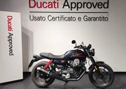 Moto Guzzi V7 Stone Special Edition (2022 - 25) usata