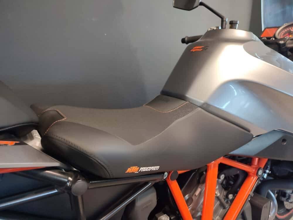 KTM 1290 Super Duke GT ABS (2016 - 18) (5)