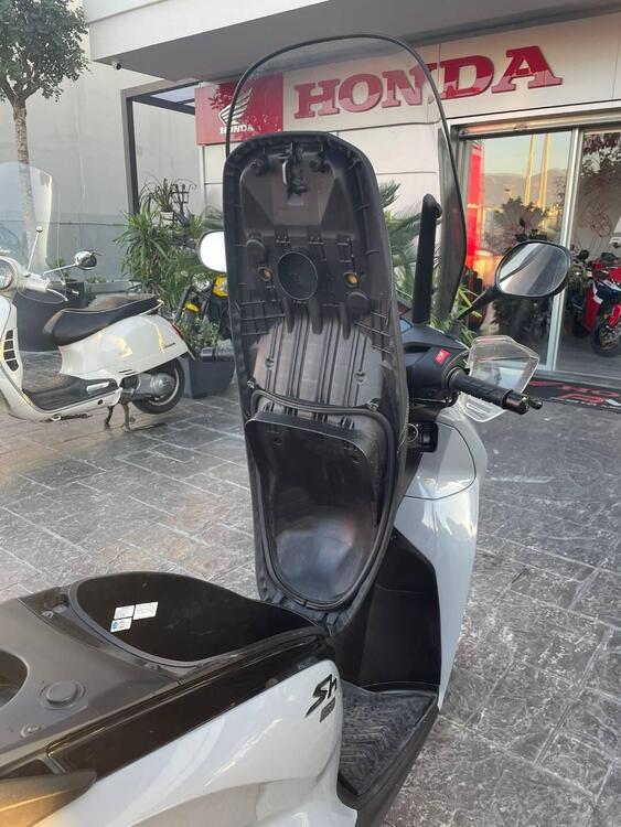 Honda SH 300 i ABS (2016 - 20) (5)
