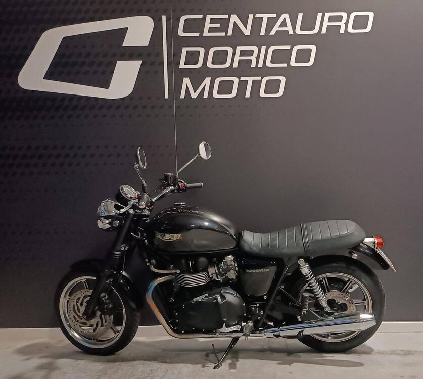 Triumph Bonneville SE (2009 - 13) (2)