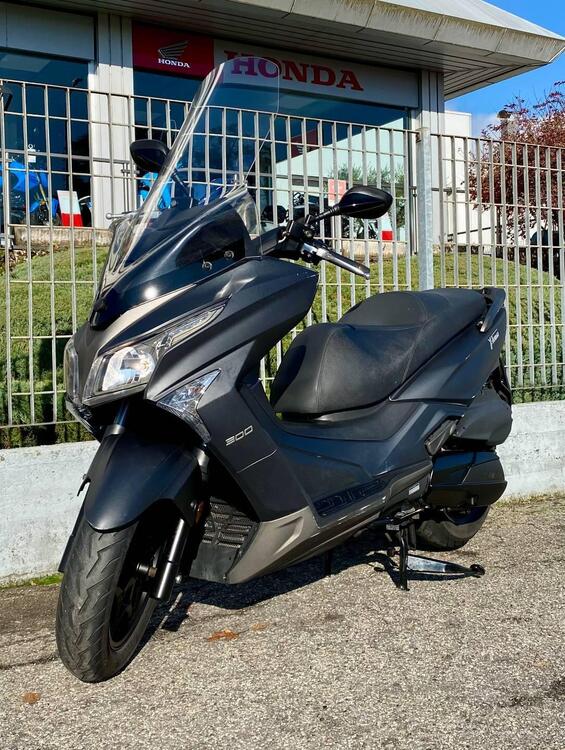 Kymco X-Town 300i (2021 - 24) (2)