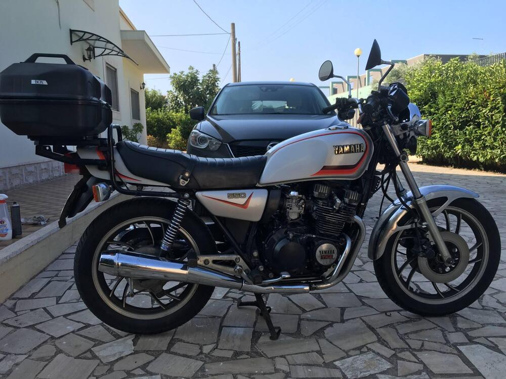 Yamaha XJ550 (4)