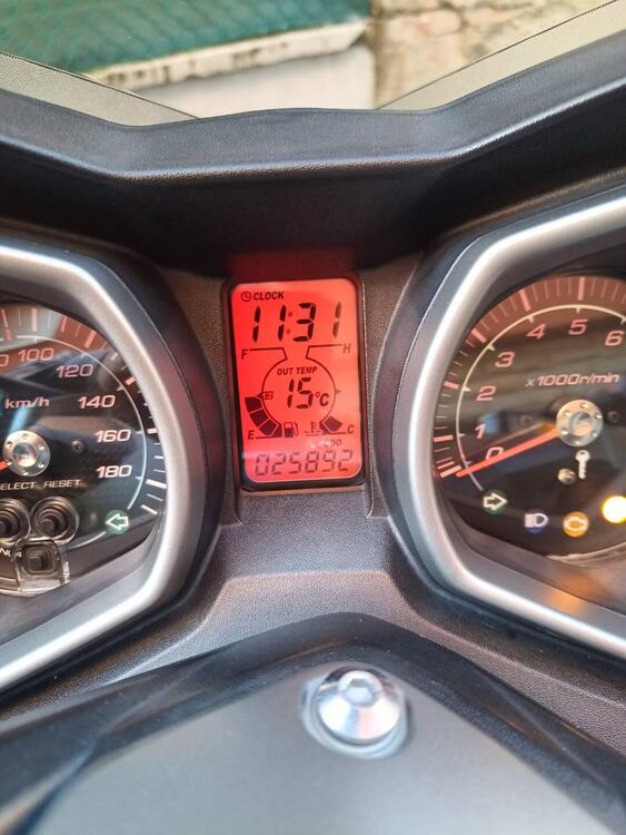 Yamaha X-Max 400 ABS (2013 - 16)