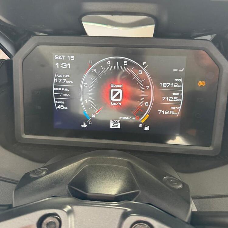 Yamaha T-Max 560 Tech Max (2022 - 24) (5)