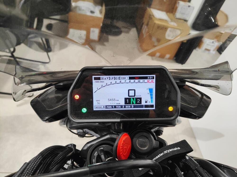 Yamaha MT-10 (2022 - 25) (3)