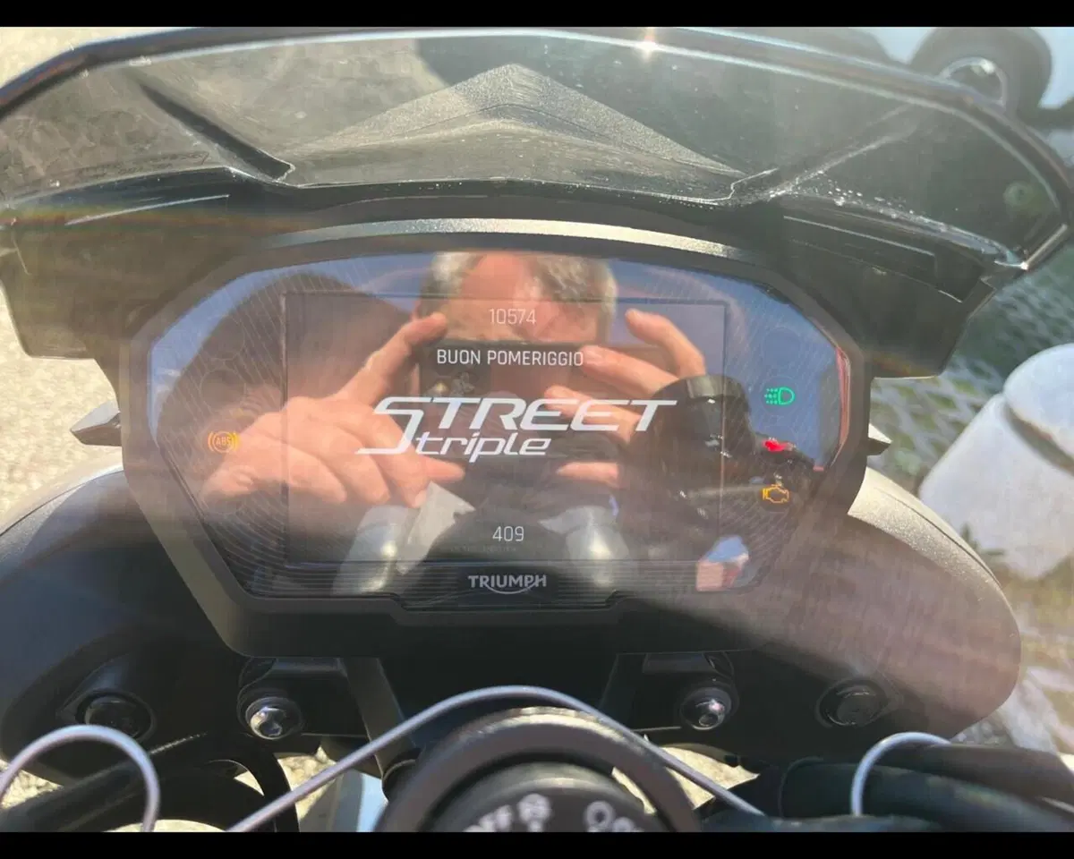 Triumph Street Triple 765 RS (2023 - 26) (14)