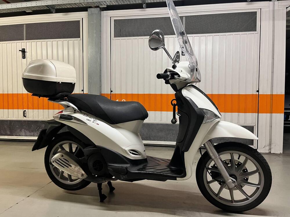Piaggio Liberty 150 i-get ABS (2016) (3)