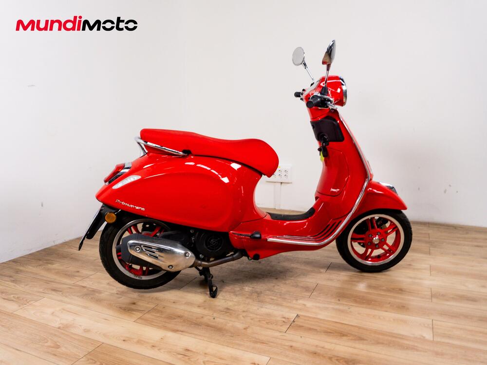 Vespa Primavera 125 RED (2025) (3)