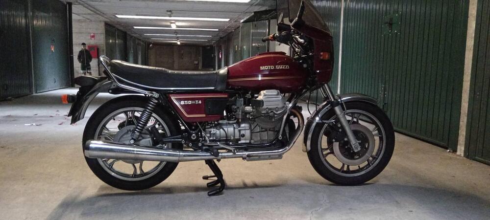 Moto Guzzi 850 T4 (2)