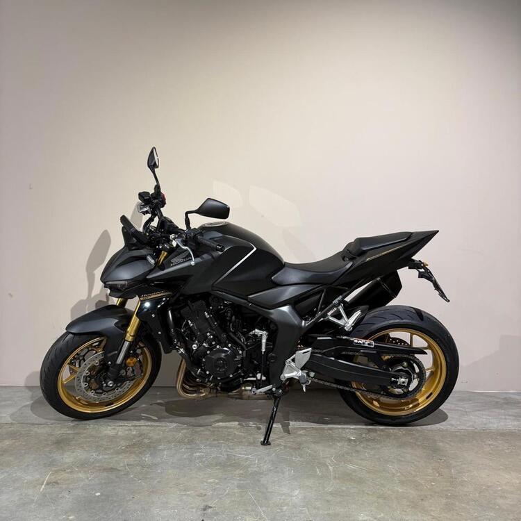 Honda CB 1000 Hornet SP (2025) (3)