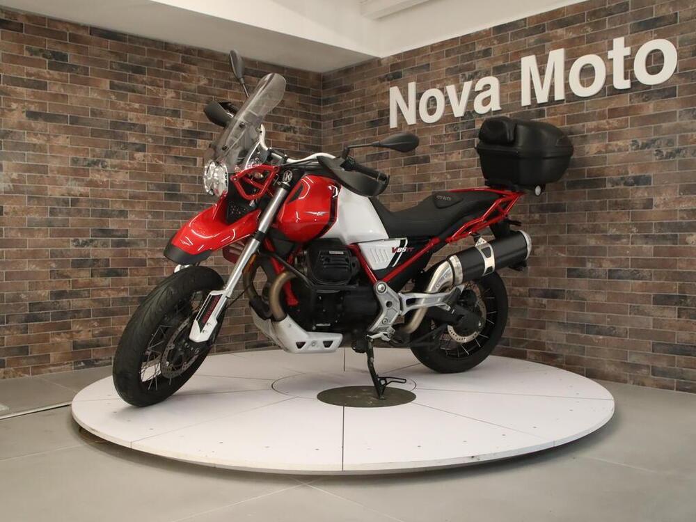 Moto Guzzi V85 TT Evocative Graphics (2021 - 23) (3)