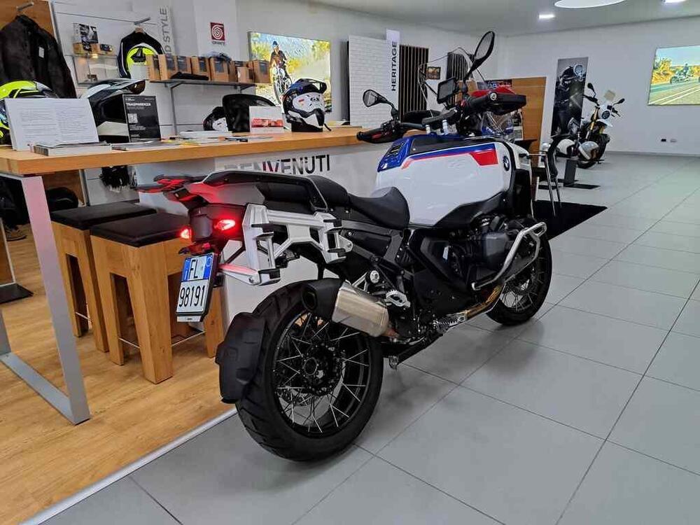 Bmw R 1300 GS Adventure Trophy (2025) (3)