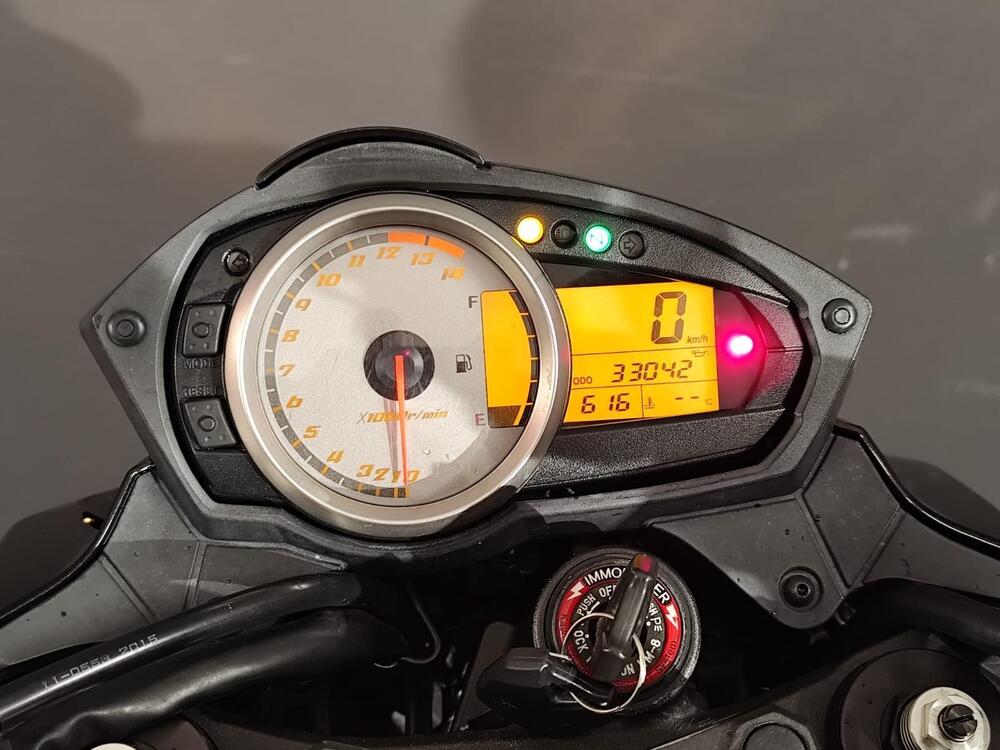 Kawasaki Z 750 R ABS (2011 - 12) (5)