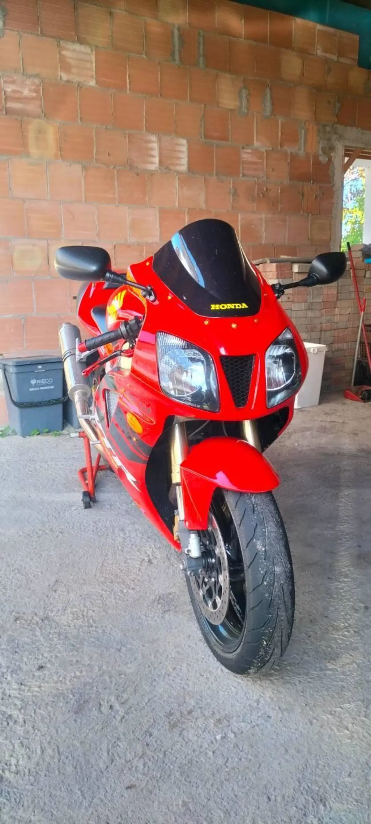Honda VTR 1000 SP-1 (2000 - 01) (3)
