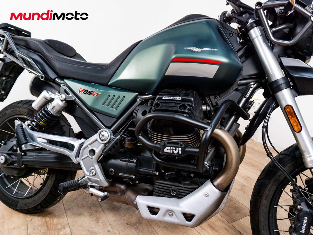 Moto Guzzi V85 TT Travel (2020) (5)