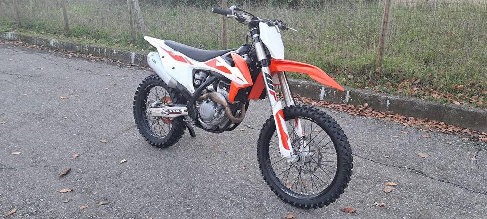 KTM 250 SX-F (2019) (4)