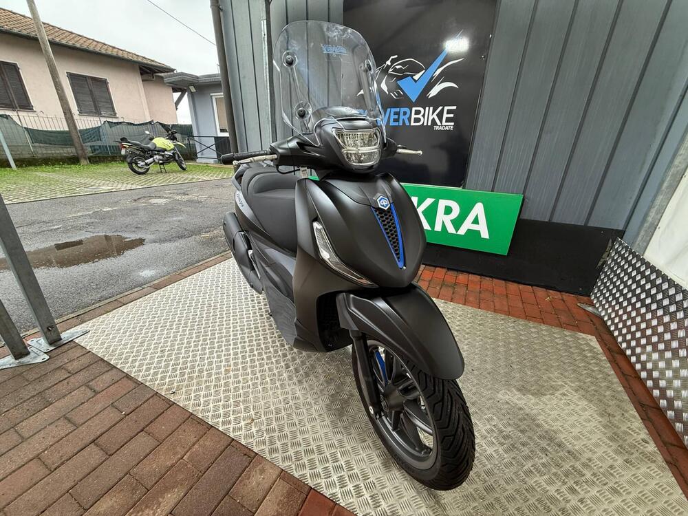 Piaggio Beverly 400 S (2025) (5)