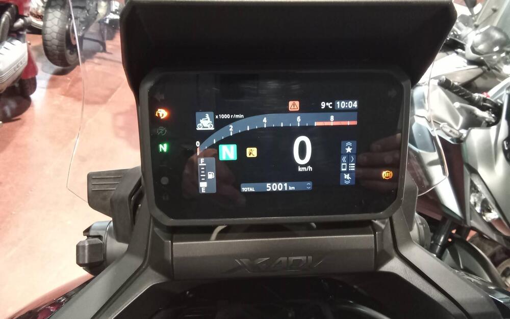 Honda X-ADV 750 (2025) (2)
