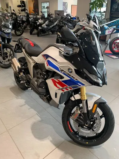 Bmw R 1300 RS (2026) nuova