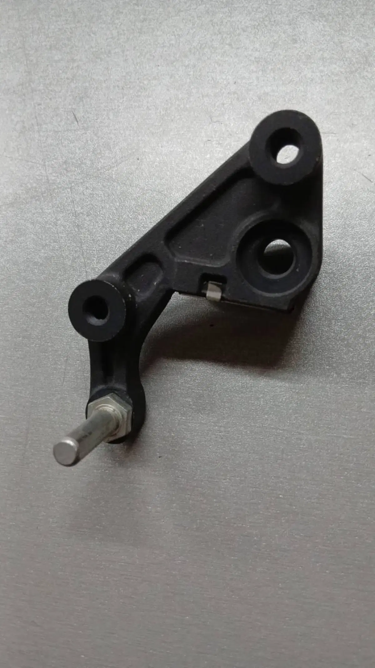45110KR1760 Supporto pinza freno NS 125 Honda (2)
