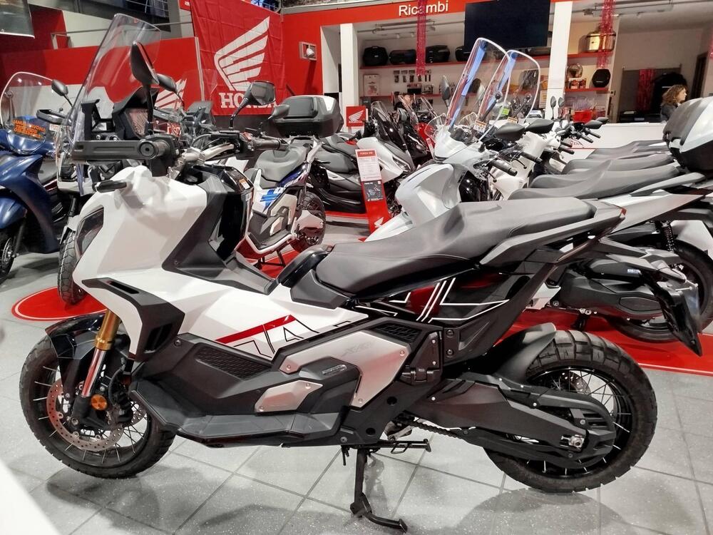 Honda X-ADV 750 DCT (2021 - 24) (2)