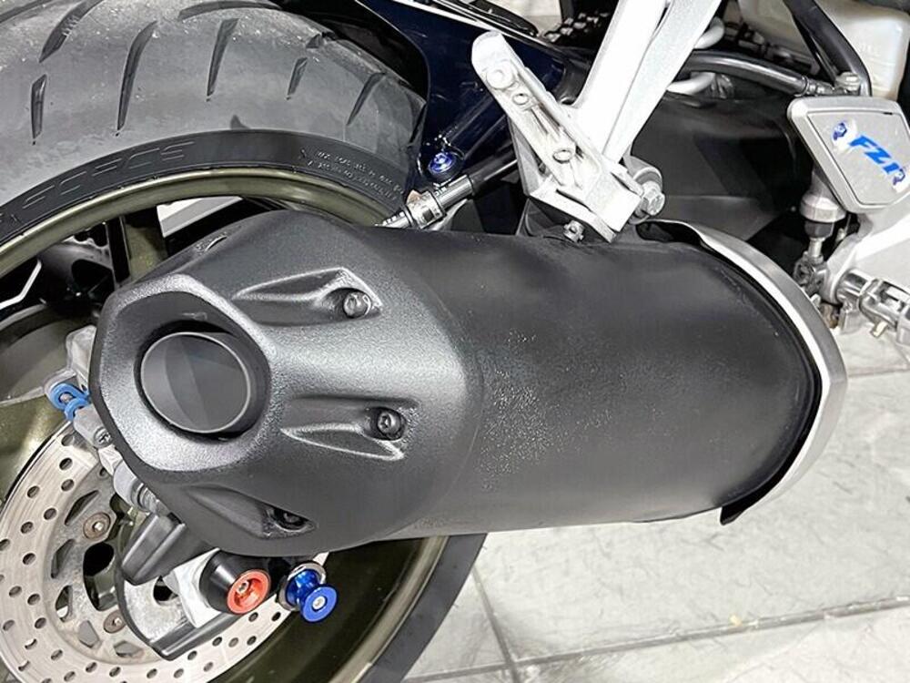 Yamaha FZ1 Fazer (2006 - 16) (3)