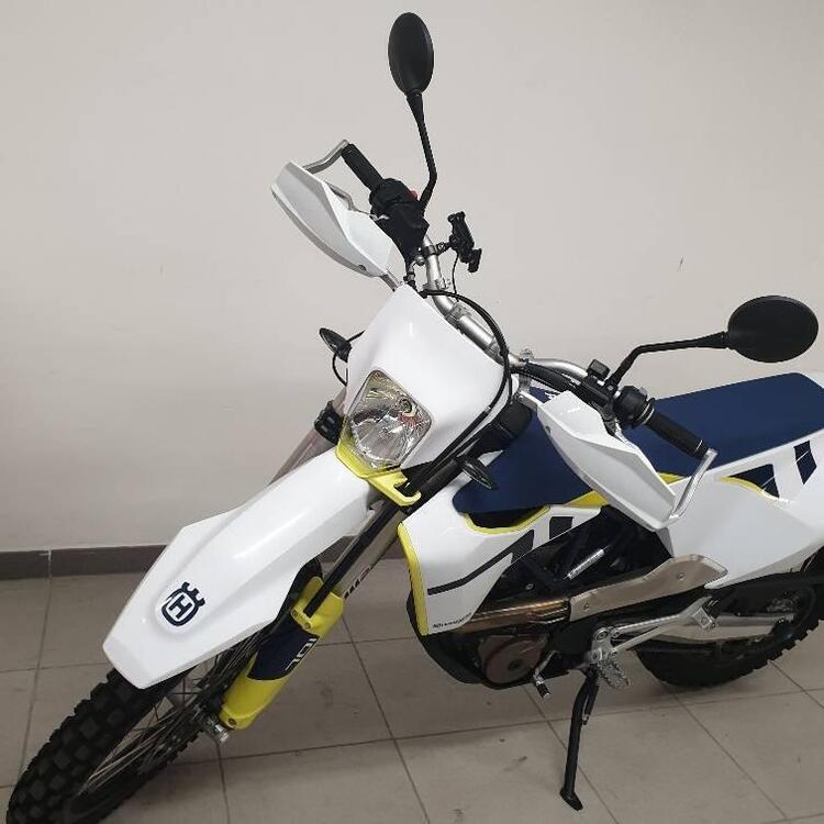 Husqvarna 701 Enduro (2020) (3)