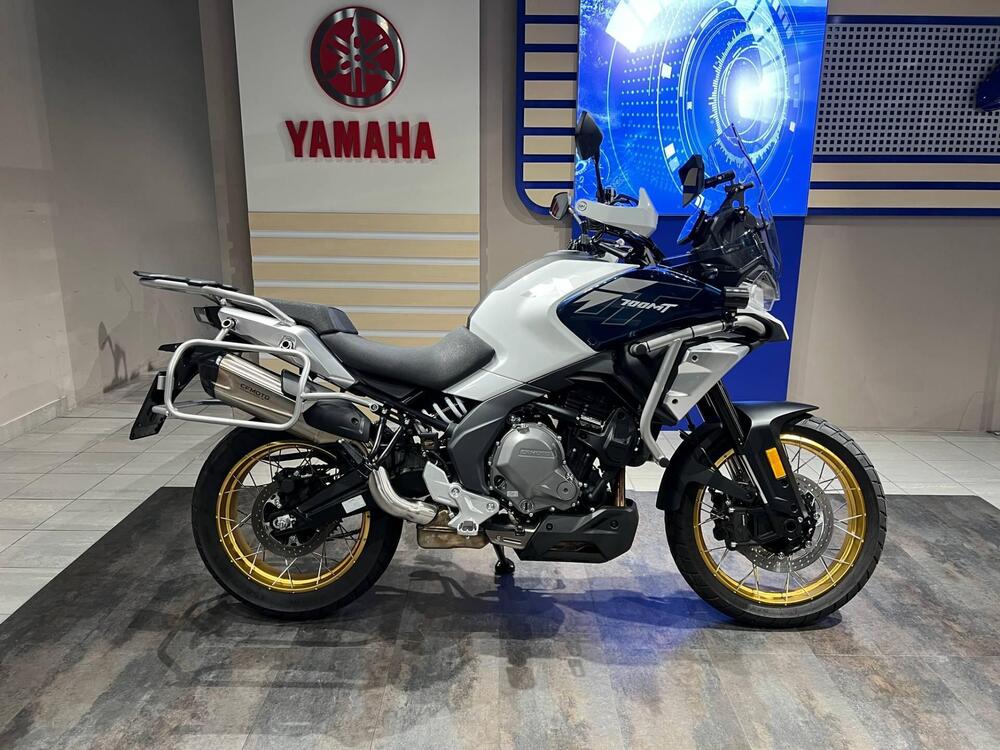 CFMOTO 700MT Adventure (2025)