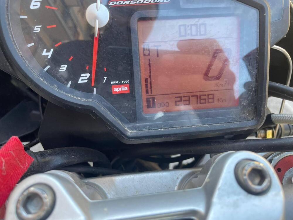 Aprilia Dorsoduro 750 ABS (2009 - 17) (5)