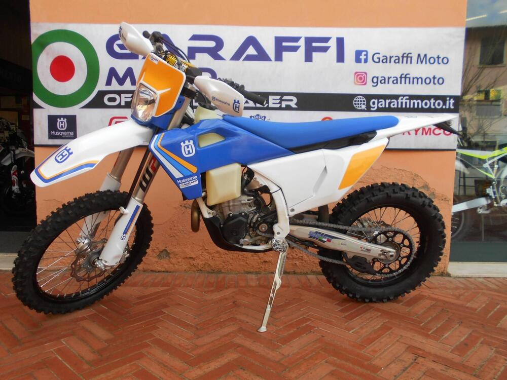 Husqvarna FE 450 Heritage (2025) (2)