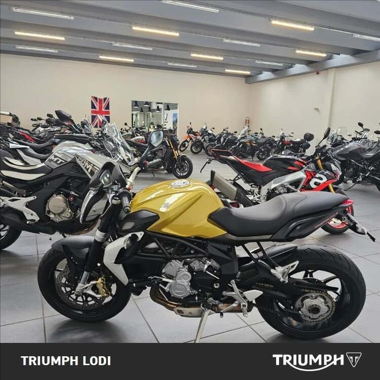 MV Agusta Brutale 675 (2011 - 15) (4)