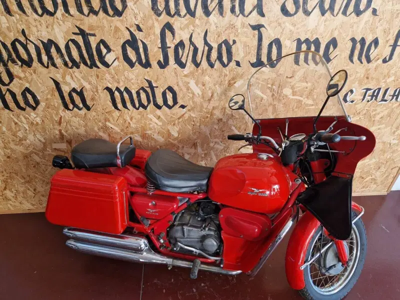 Moto Guzzi NUOVO FALCONE 500  (10)