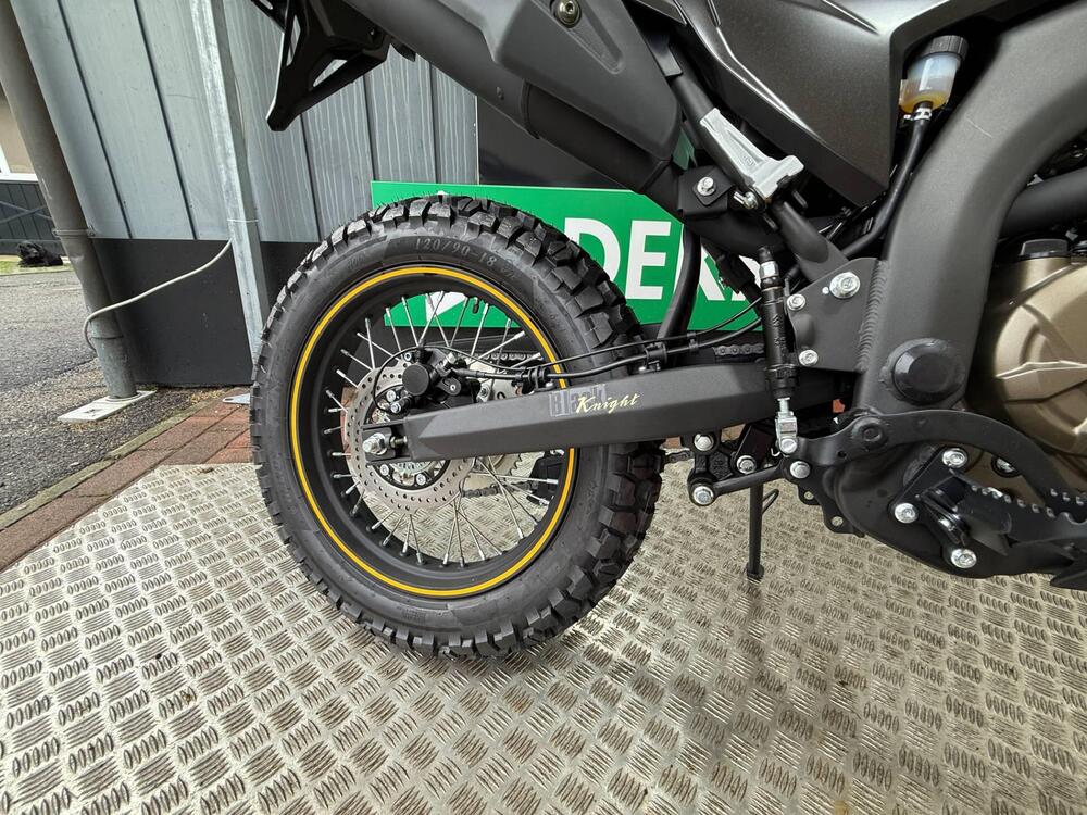 Voge Valico 300 Rally (2022 - 25) (5)