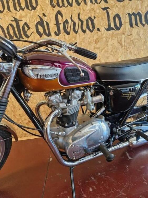 Triumph BONNEVILLE T120  (5)