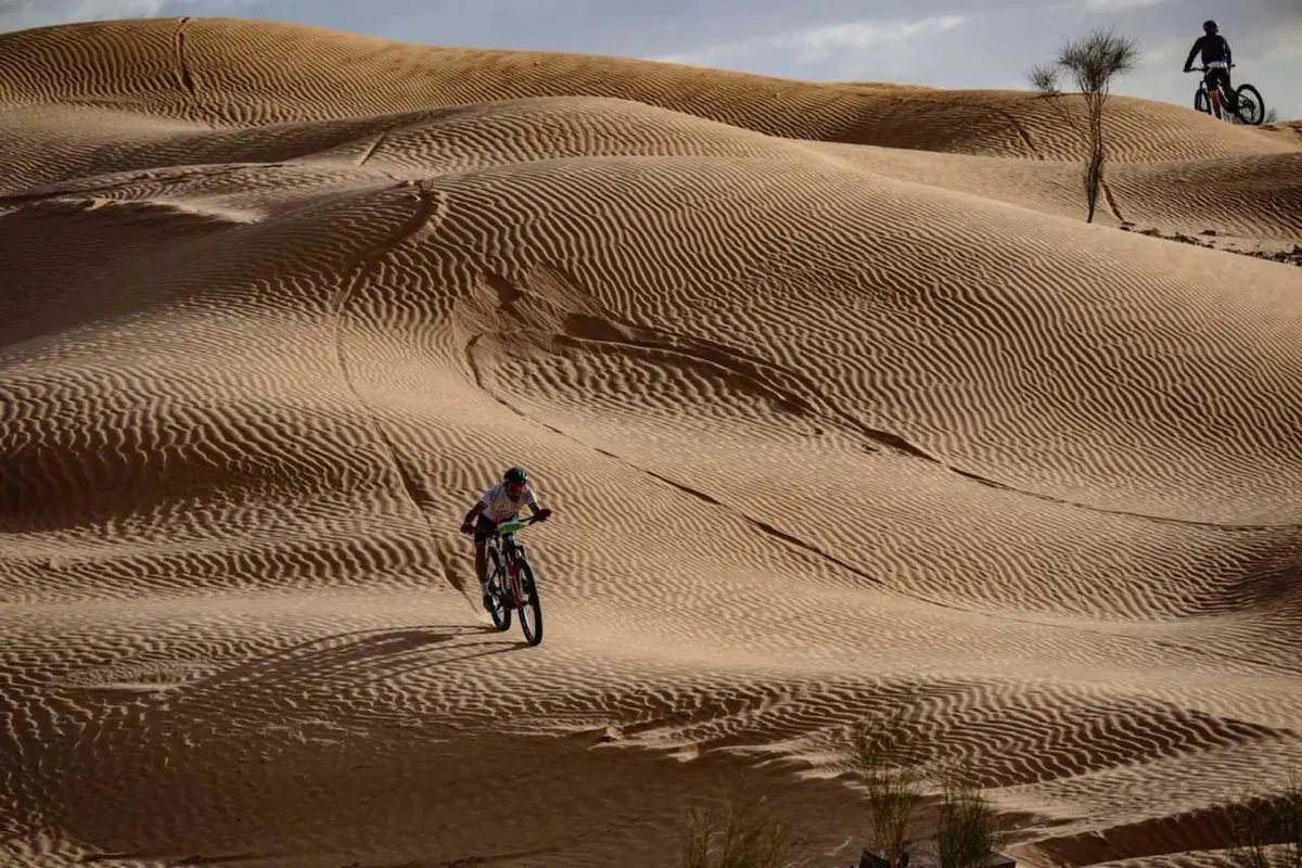 Tembaine Desert Rally: 100 rider e-bike pronti a sfidare il Sahara tunisino (69)