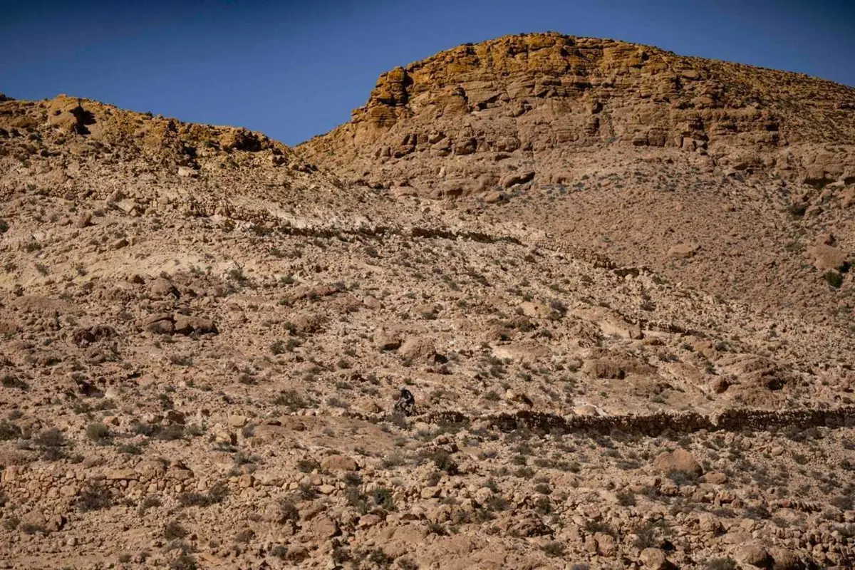 Tembaine Desert Rally: 100 rider e-bike pronti a sfidare il Sahara tunisino (102)