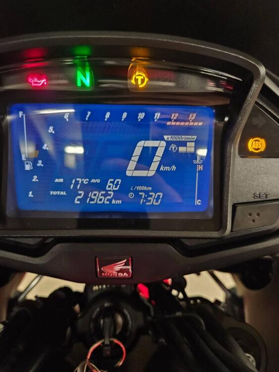 Honda Crossrunner ABS (2015 - 16) (5)