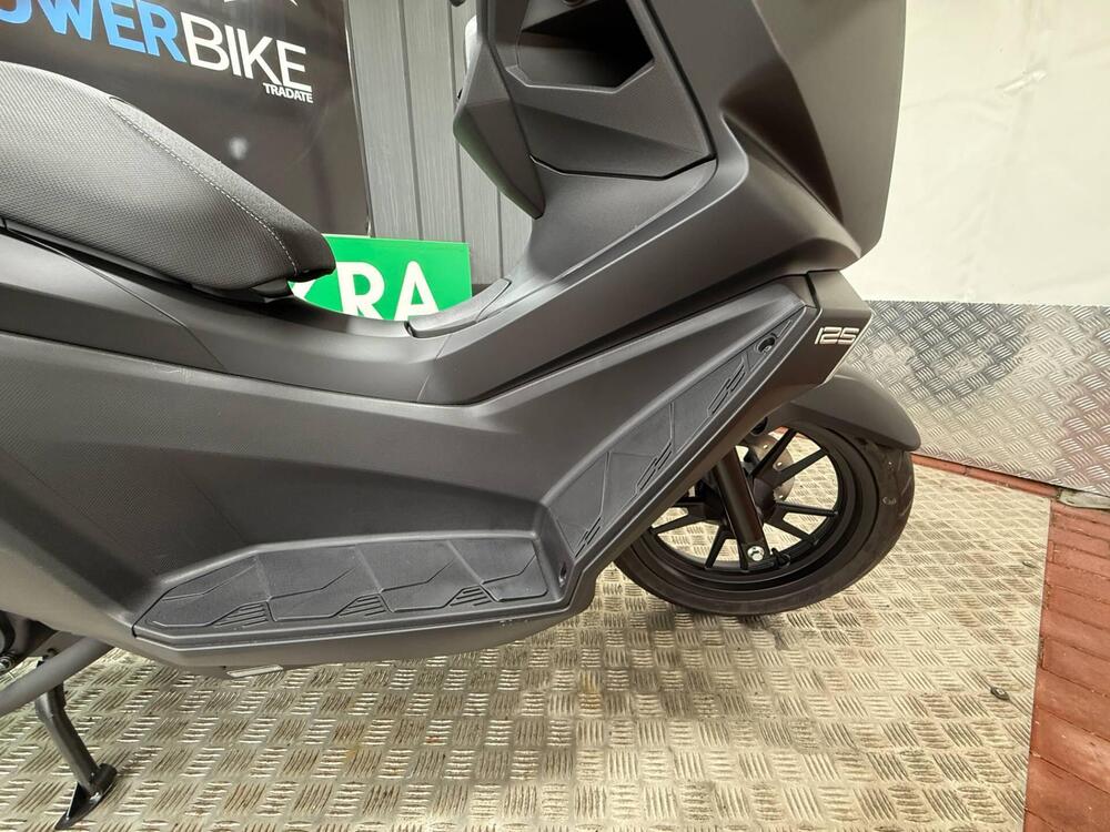Kymco Skytown 125i (2024 - 25) (4)