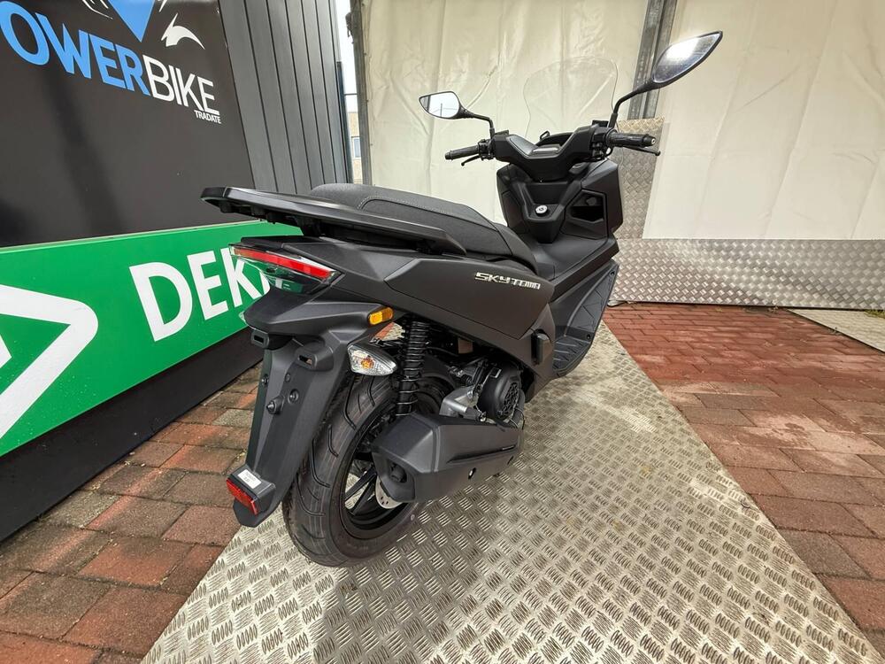 Kymco Skytown 125i (2024 - 25) (2)