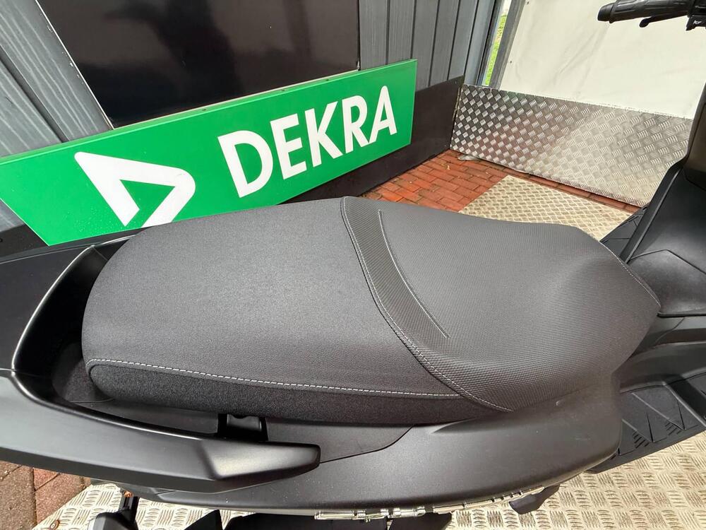 Kymco Skytown 125i (2024 - 25) (3)