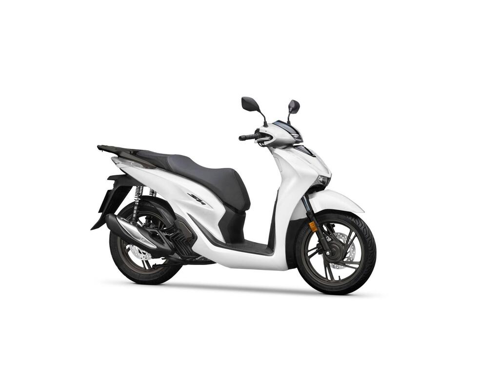 Honda SH 150i (2024 - 25) (2)