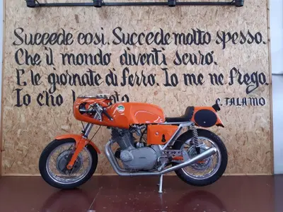 Laverda 750 SFC REPLICA d'epoca