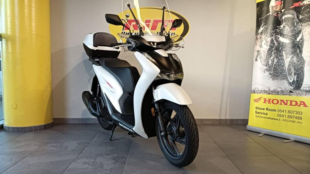 Honda SH 150i Sport (2024 - 25) (2)