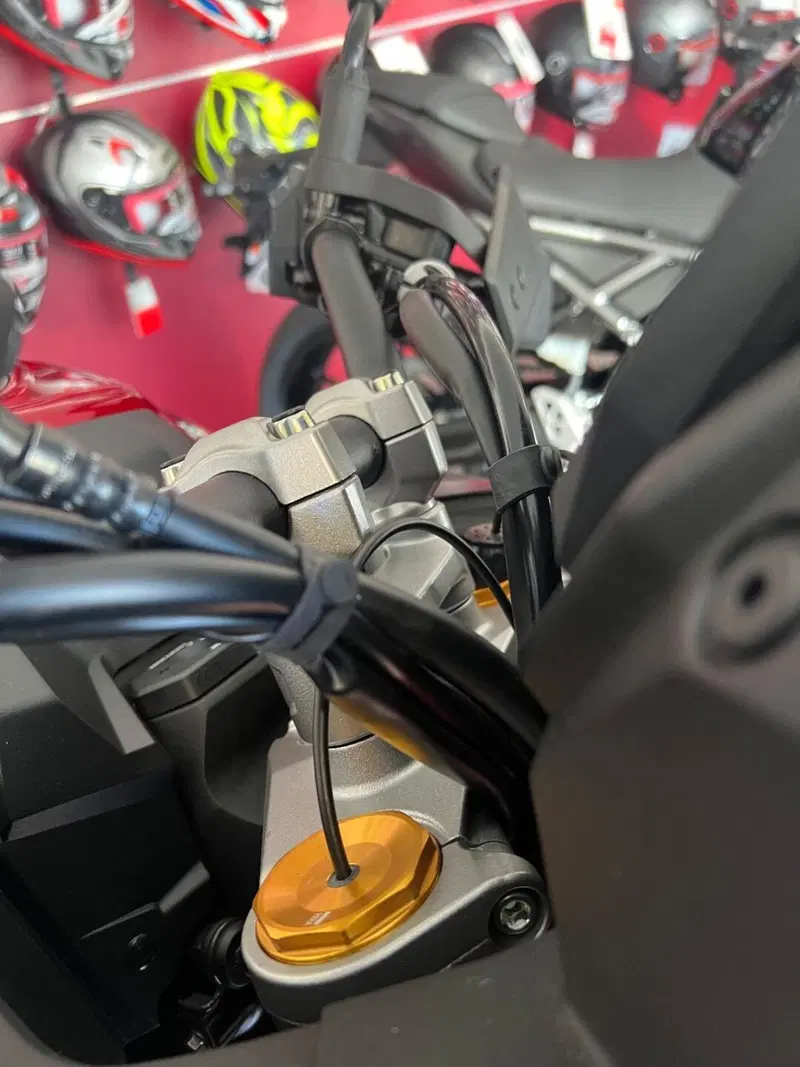 Suzuki GSX-S1000GX (2024 - 26) (13)