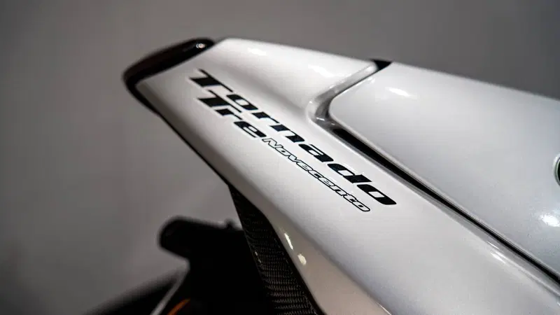 Benelli TORNADO TRE 900 (15)