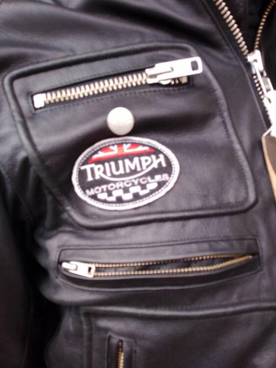 Giacca in pelle Triumph (5)