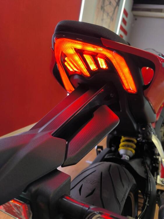 QJ Motor SRK 800 RR (2025) (4)