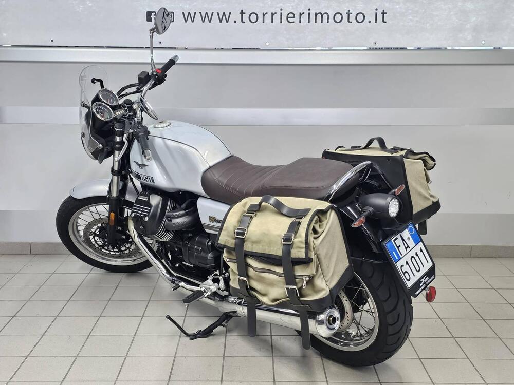 Moto Guzzi V7 Special (2021 - 24) (5)