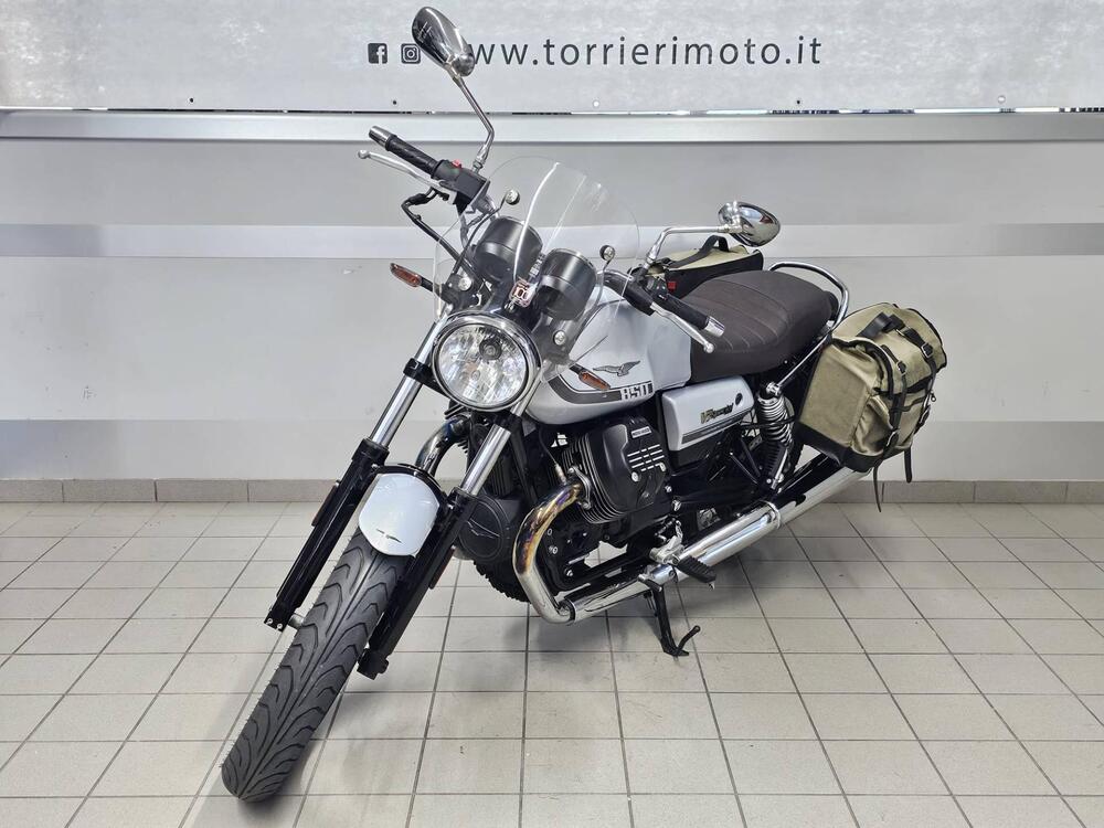Moto Guzzi V7 Special (2021 - 24) (2)